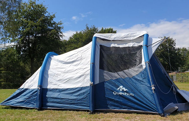 Ingerichte tent